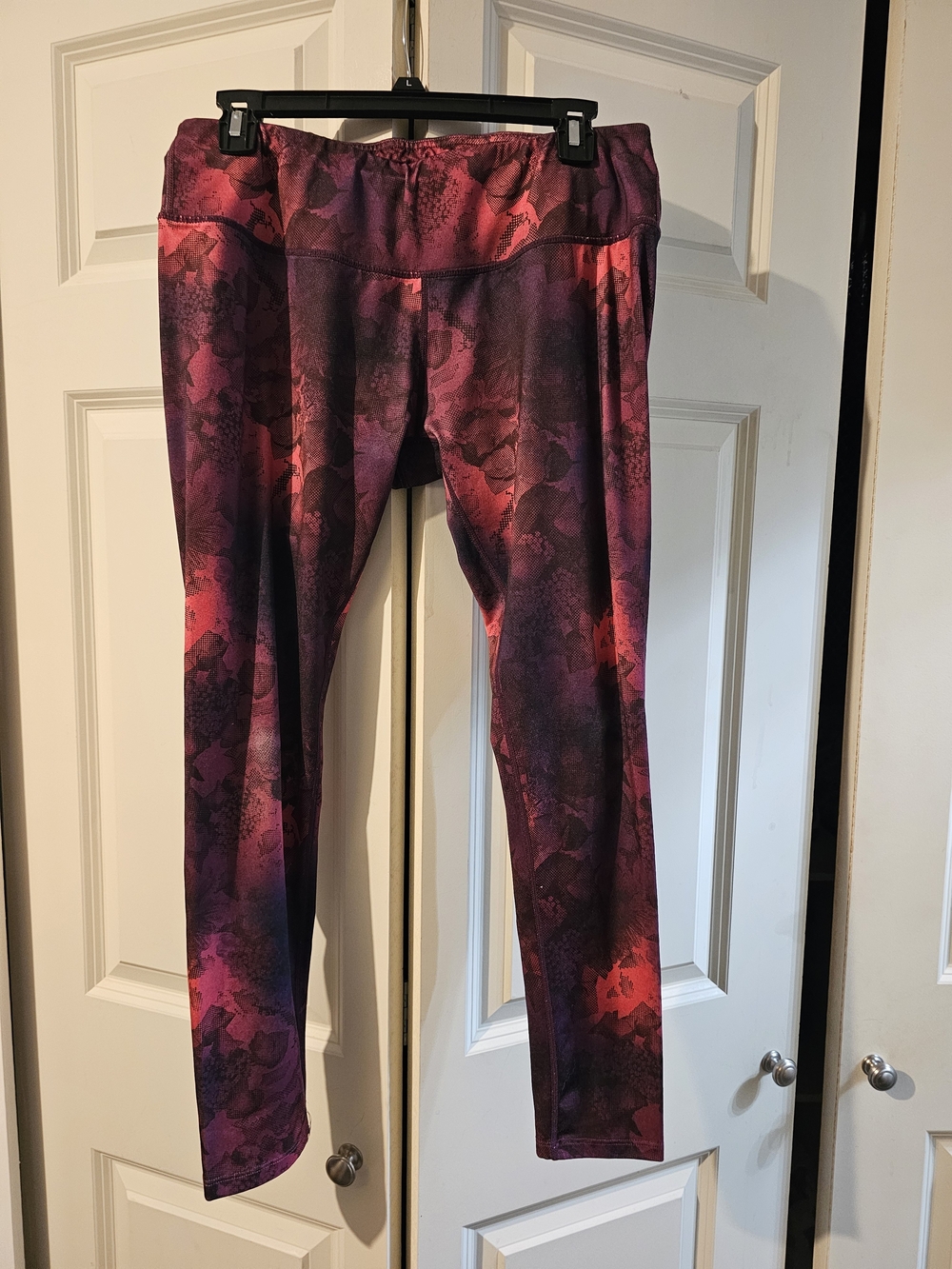 Women's Purple & Pink Patterned Leggings
